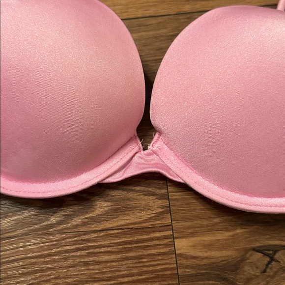 Victoria’s Secret push up bombshell Swim bikini top 32A - Picture 4 of 9